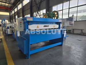 Machine hydraulique de coupe et de cintrage de tôle de construction navale de contrôle intelligent - Product Image 5
