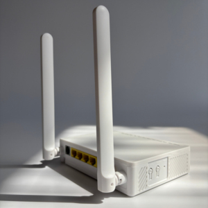 2024 mới đến ZTE FTTH onu zxhn f663 GPON xpon onu ONT <span class=keywords><strong>Router</strong></span> 1ge 3fe sợi quang cho <span class=keywords><strong>HuaWei</strong></span> cho duhua Antenna - Product Image 1
