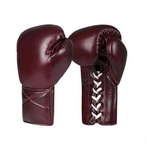 Gants de boxe en cuir PU rouge respirants avec sangle de poignet réglable, logo personnalisé, unisexe, pour l'entraînement aux arts martiaux et le sport - Product Image 2