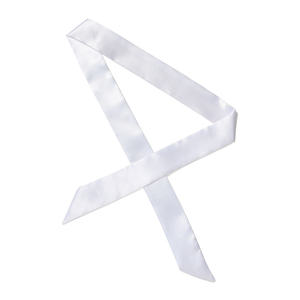 Petit foulard carré en satin de polyester imprimé avec logo personnalisé pour uniforme d'hôtesse de l'air et promotion d'entreprise - Product Image 3