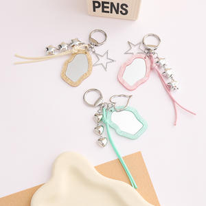Portachiavi Creativo Colorato con Specchio Irregolare, Charm in Acrilico Pastello con Stella per Accessori Decorativi - Product Image 4