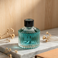 Flacon en verre transparent à rayures verticales de 120 ml avec bouchon à vis, sérigraphié, pour huiles parfumées et essentiels, sans flamme requise, vente en gros