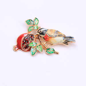 Broche Esmaltado de Pájaro y <span class=keywords><strong>Granada</strong></span>, Chapado en Oro, para Solapa - Product Image 3