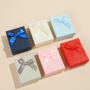 Boîte de rangement à bijoux moderne en carton en gros, boîte cadeau pour la Saint-Valentin pour bague, collier, boucles d'oreilles, couleur personnalisable - Product Image 4