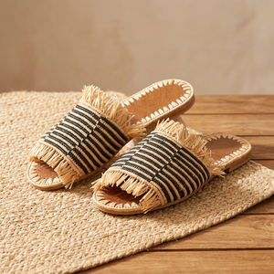 Sandales artisanales pour femmes en raphia à bout ouvert, rayées, respirantes, avec semelle extérieure en cuir véritable et semelle intermédiaire en PU, mode plage toutes saisons - Product Image 1