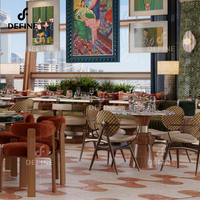 Ensemble table et chaises de salle à manger en marbre moderne avec service personnalisé, approvisionnement mondial, usage hôtelier