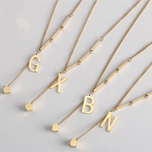 N664 moda cada collar de joyería de mujer 26 collar con colgante de letra inglesa 18K Luz de lujo encanto joyería regalos - Product Image 6