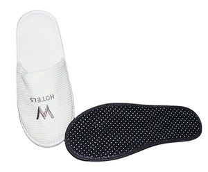 Pantoufles jetables d'<span class=keywords><strong>hôtel</strong></span>, pantoufles personnalisées avec logo, pantoufles gaufrées bon marché pour spa et salle de bain msi - Product Image 1
