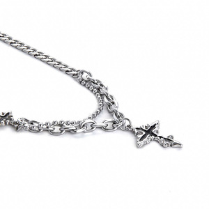 Collana con Ciondolo a Croce Gotica in Acciaio al Titanio Placcato Argento Stile Hip-Hop Punk, Collana a Doppio Strato per Uomo - Product Image 3