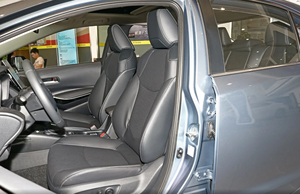 <span class=keywords><strong>Toyota</strong></span> <span class=keywords><strong>Corolla</strong></span> Hybrid <span class=keywords><strong>2019</strong></span> 1.8L E-CVT Edizione Flagship, Guida a Sinistra, Tetto Apribile, Telecamera Posteriore, Sedili in Tessuto - Product Image 5