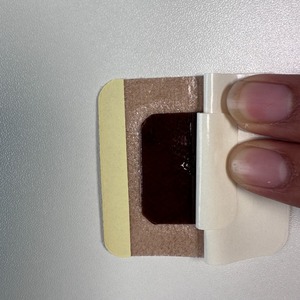 어깨 통증 완화를 위한 지압점 지속적 압박 플라스터, 에르미 브랜드 CE 인증 클래스 I 의료기기 - Product Image 2