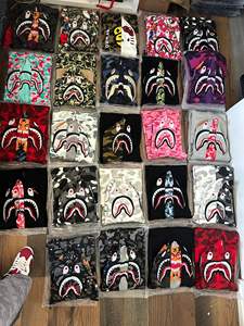 هودي بتصميم القرد المموه بتطريز فم القرش، نسخة عالية الجودة 1:1، تصميم باثينج سوت، بيع بالجملة - Product Image 2