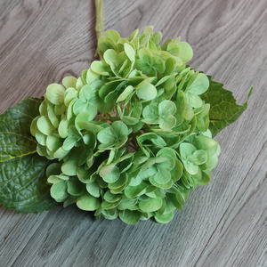 Meilleures ventes 2026 : Fleurs d'hortensia à toucher réel, <span class=keywords><strong>tige</strong></span> unique, aspect humide, pour mariages et décorations intérieures - Product Image 4