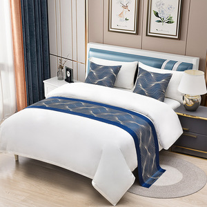 Sciarpa da letto decorativa resistente per la casa e l'hotel - Product Image 5