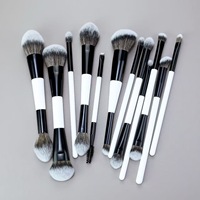 Set Kuas Makeup Label Pribadi Kustom Profesional Vegan Bebas Kekejaman Bulu Sintetis Eyeshadow Dua Sisi Aluminium