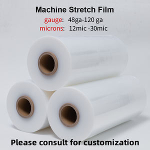 Rollo de película de plástico estirable a mano para envolver palés de 13 micras - Product Image 4