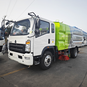 Camión barredor de calles con motor diésel de 8 toneladas, fabricado en China, para limpieza municipal. - Product Image 1