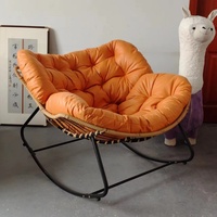 Chaise à bascule de style européen Chaise de loisirs pour balcon Canapé de luxe léger Chaise à coussin en tissu à bascule sur pied en métal
