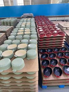 Casserole <span class=keywords><strong>en</strong></span> fonte émaillée pour tomates - Base épaisse et lourde pour la cuisson du pain, de la soupe, du ragoût <span class=keywords><strong>sur</strong></span> <span class=keywords><strong>le</strong></span> poê<span class=keywords><strong>le</strong></span> et au four - Product Image 6