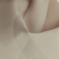 Tissu tissé solide de verrouillage magnifiquement teint en polyester 100% pour vêtements de sport 80gsm pour les vêtements des filles
