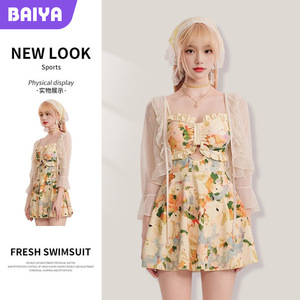 Traje de baño de dos piezas para mujer, estampado floral, cuello en V, manga larga, UPF50+, protección solar, vestido de baño para vacaciones de verano - Product Image 4