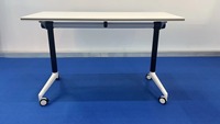 Table de réunion en bois modulaire pratique Table de formation pliante moderne polygone combinaison bureau d'apprentissage Tables de conférence