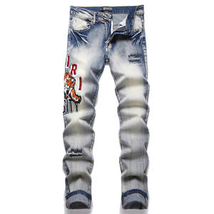 <span class=keywords><strong>Jeans</strong></span> Alti da <span class=keywords><strong>Uomo</strong></span> <span class=keywords><strong>di</strong></span> Tendenza Strappati Stile High Street con Ricamo Tigre Amiri <span class=keywords><strong>di</strong></span> Alta Qualità e Logo del Marchio Personalizzato Vendita all'Ingrosso dalla Fabbrica - Product Image 3
