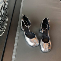 Chaussures pour femmes à talon bas, plateforme, bride à boucle, bout unique, semelle extérieure argentée, personnalisation usine, personnalisation logo, OEM, OED