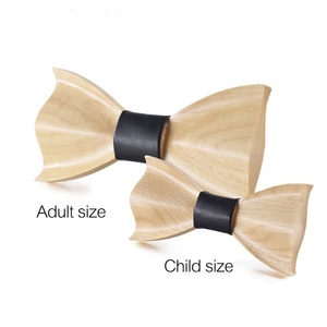 Noeud papillon pour enfants en <span class=keywords><strong>bois</strong></span> naturel fait à la main pour les fêtes - Product Image 1