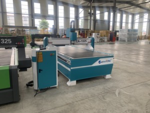 Máquina de grabado y corte de madera 3D CA-1325 1530 de 4*10 pies, nueva y en stock, a precio competitivo. - Product Image 3