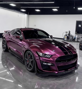 Film de Vinyle Adhésif Premium Brillant Violet Fraise pour Voiture, Moto, Autocollant DIY avec Technologie Air Release, Film de Changement de Couleur pour Véhicule - Product Image 1