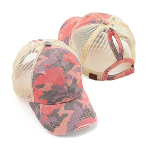 Bán buôn thiết kế mới Unisex Velour thể thao hình ảnh cổ điển ponytail màu hồng trống Trucker Hat - Product Image 1