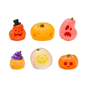 Divertida Calabaza Pequeña Brillante, Linda Manualidad de Resina, Adornos Decorativos para el Tablero del Automóvil - Product Image 1