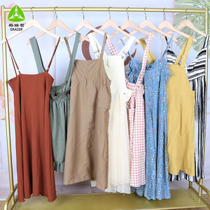 Faldas Usadas de Verano para Mujer, 90% Limpias, Nuevas, al por Mayor, Precio Bajo, Mezcla de Poliéster/Algodón, Tallas Variadas - Product Image 4