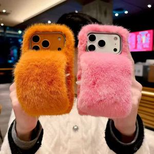Nouvel Arrivage – <span class=keywords><strong>Coque</strong></span> de Téléphone en Peluche Douce avec Dragonne en Fausse Fourrure pour <span class=keywords><strong>iPhone</strong></span> 17 16 15 14 13 12 <span class=keywords><strong>11</strong></span> <span class=keywords><strong>Pro</strong></span> <span class=keywords><strong>Max</strong></span> X XS XR - Product Image 1