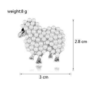 Broche de Perla con Diseño de Oveja, Simple y Versátil, para <span class=keywords><strong>Cardigan</strong></span>, Anti-Luz, con Forma de Cordero - Product Image 2