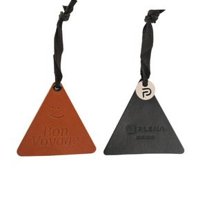 56H OEM cadeau de qualité personnalisé impression cuir <span class=keywords><strong>parfum</strong></span> solide <span class=keywords><strong>parfum</strong></span> de voiture suspendu <span class=keywords><strong>coquelicot</strong></span> désodorisant <span class=keywords><strong>parfum</strong></span> d'air de voiture - Product Image 1