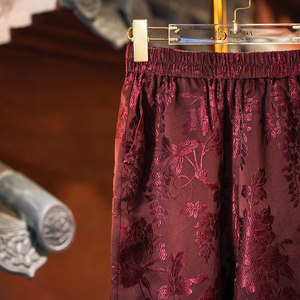Vêtements pour femmes originaux, nouveau style chinois, pantalon large à taille haute élastique en soie rouge Xiangyun Sha, amincissant, 5910 - Product Image 4
