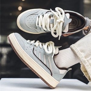 Fabricant d'équipement d'origine Chaussures blanches personnalisées Chaussures de marque avec mon propre logo Baskets basses quantité minimale de commande pour hommes - Product Image 1