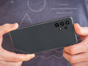 Smartphone original débloqué 6.4 pouces 64G Android <span class=keywords><strong>A32</strong></span> Octa Core CPU LTE cellulaire avec langue de fonctionnement en anglais - Product Image 2