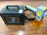 Machine de marquage laser portable 20W/30W/50W, mini imprimante de codes-barres à refroidissement par air, facile à transporter et à utiliser pour les fabricants
