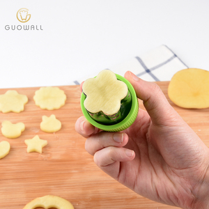 Mini set di tagliabiscotti per frutta e verdura in acciaio inossidabile da 10 pezzi - Product Image 3