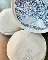 Hoogwaardige groene Italiaanse fluwelen kippa met aangepaste borduring, Joodse yarmulke, judaica, schedelkap, bruiloft, bar mitswa ceremonie, aandenken