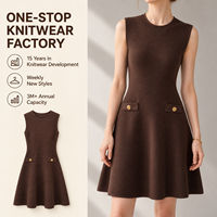 Robe Courte Tricotée pour Femme, Col Rond, Sans Manches, Ajustée, Unie, Été, Décontractée, Logo Personnalisé, Étiquette OEM, Fabrication en Usine