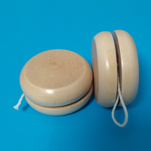 Jouets <span class=keywords><strong>Yo</strong></span>-<span class=keywords><strong>yo</strong></span> en bois massif naturel pour améliorer la coordination œil-main – Jouet interactif en bois - Product Image 1