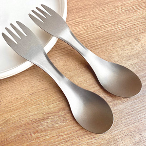 ช้อนส้อมช้อนไทเทเนียมบริสุทธิ์แบบสองหัวรูปไข่อุปกรณ์สำหรับตั้งแคมป์แบบพกพาสำหรับ Ti003นักเรียนและผู้ใหญ่ - Product Image 1