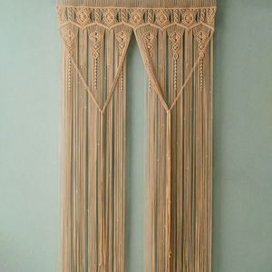 Décoration murale en coton faite à la main sur mesure, grande tapisserie suspendue, rideaux en macramé, rideau de porte pour salon - Product Image 1