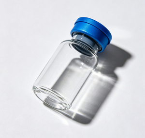 Botellas de vidrio borosilicato transparente con tapa de aluminio azul, frascos de vidrio pequeños y herméticos para regalos y muestras de mercancía pequeña - Product Image 6