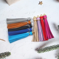 Porte-clés DIY de bonne qualité, écologique, pour sac à main, téléphone, clés de voiture, bijoux, breloques, cadeau pour filles, avec pompon en cuir