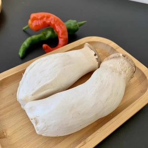Hongos <span class=keywords><strong>Trompeta</strong></span> Reales Frescos de Alta Calidad Cultivados en China - Product Image 2